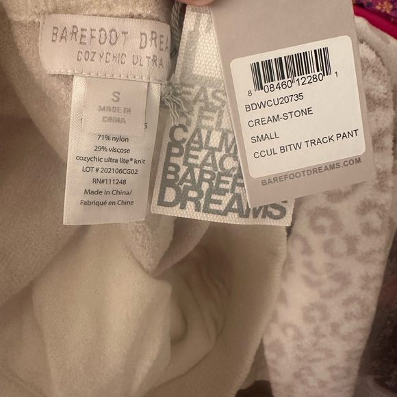 ☁️✨ BAREFOOT DREAMS ✨☁️ dream bundle. Pants + Sweater (Sm) NWT - Picture 15 of 15